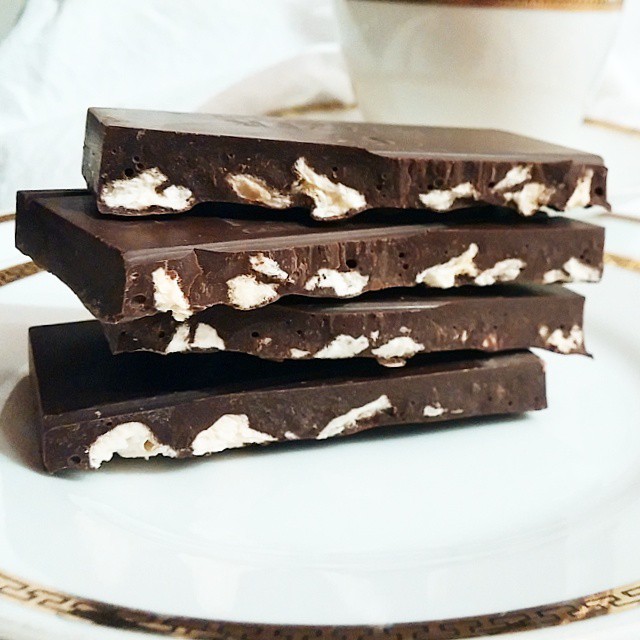 Feeling tropical: chocolate and pineapple