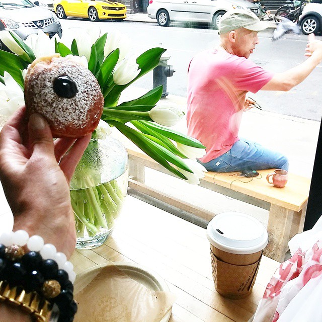 Accidentally photobombed Sullivan Street Bakery owner/chef Jim Fahey when he was being taped for a French-Canadian tv show. His bomboloni are just so good. Afterward we had a good chat about cocoa nibs!