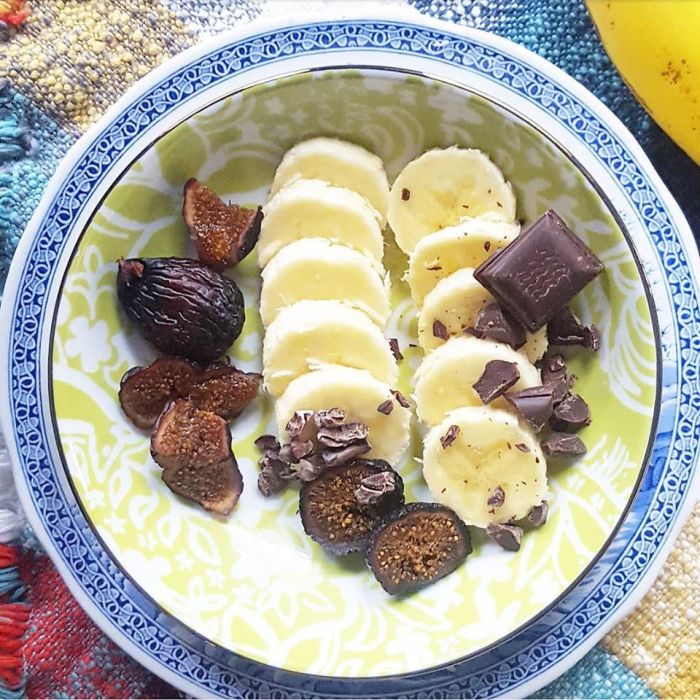 choc figs banana